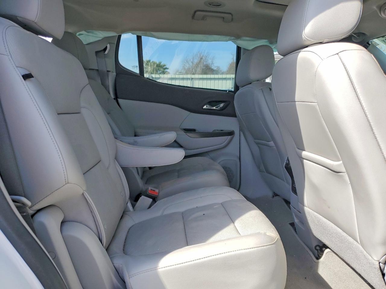 GMC Acadia Slt