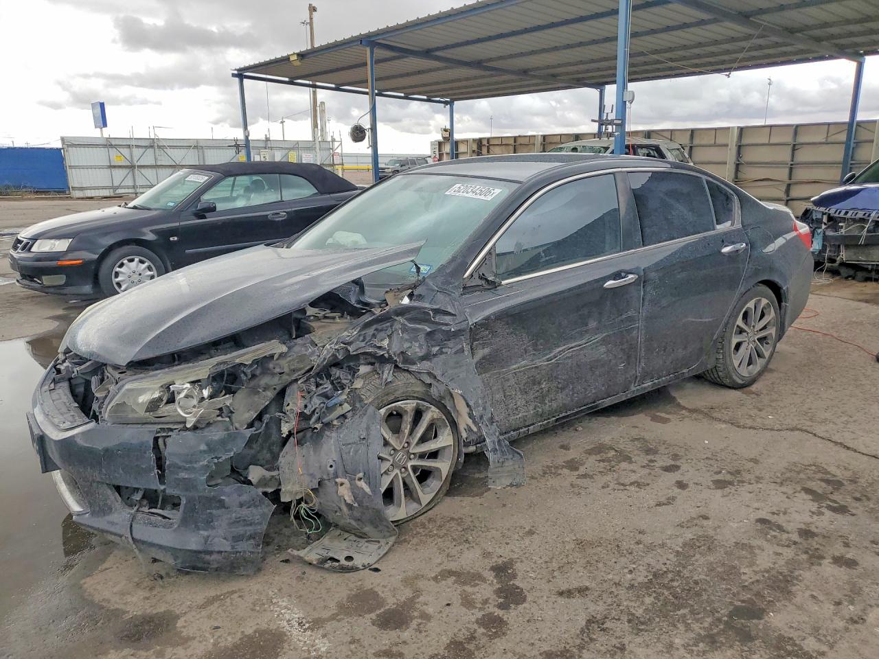 Salvage Honda Accord Image
