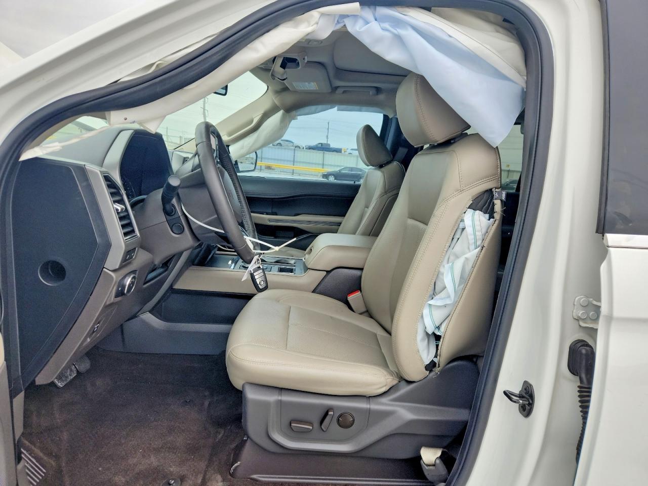 Ford Expedition Max Xlt