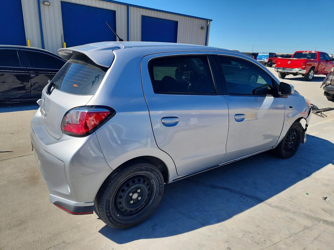 Mitsubishi Mirage Es