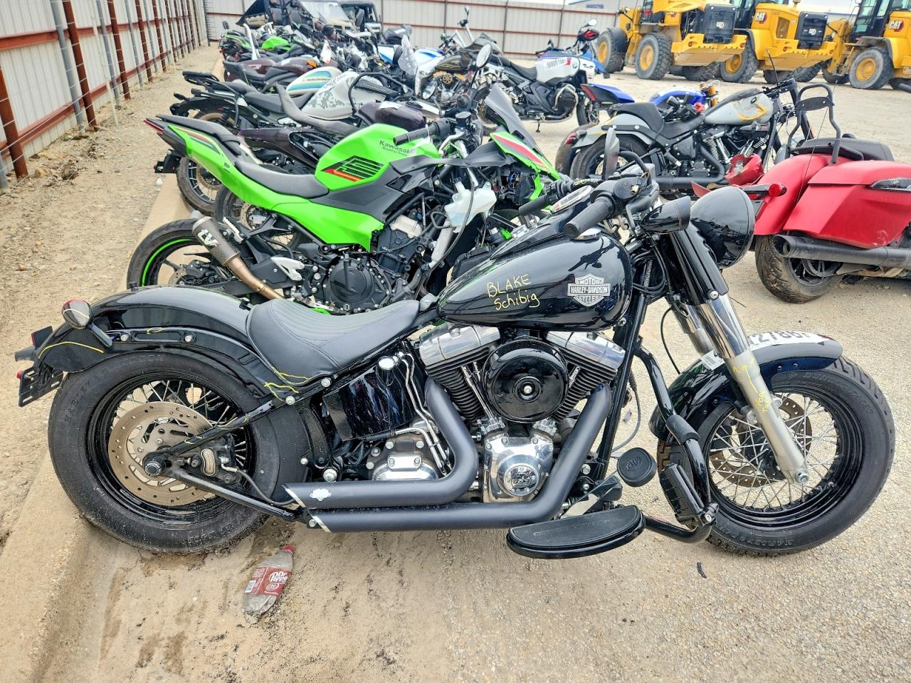 Salvage Harley-Davidson Fl Image