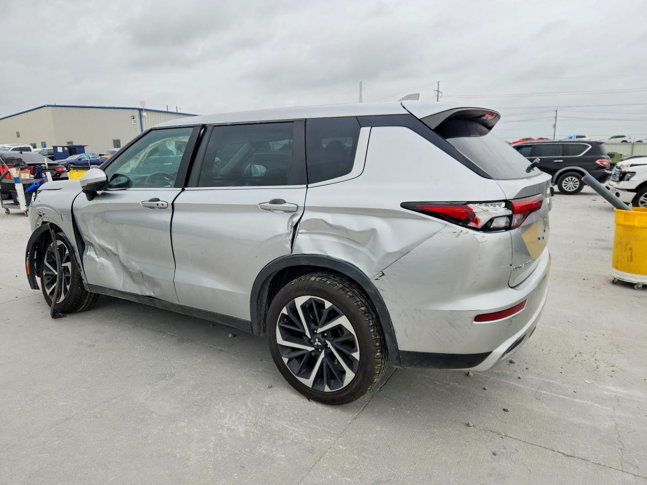 Mitsubishi Outlander Se