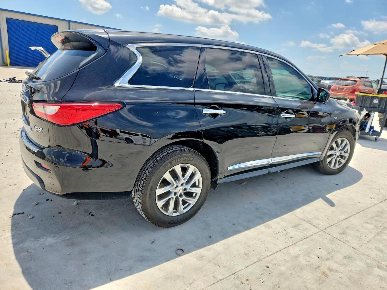 INFINITI Qx Base