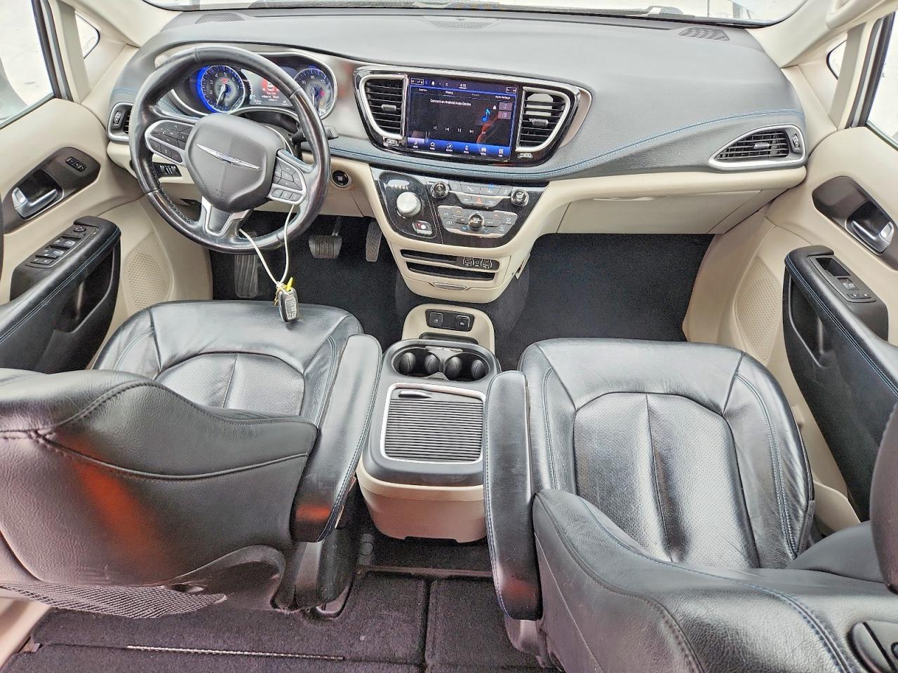 Chrysler Pacifica Touring L