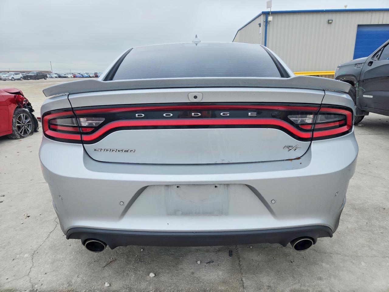 Dodge Charger R