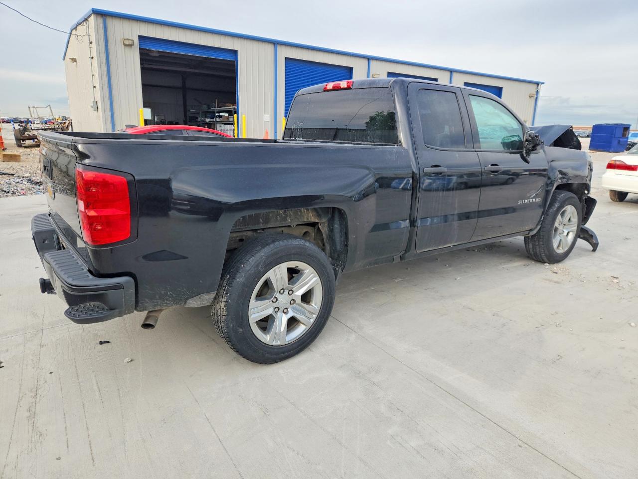 Chevrolet Silverado C1500 Custom