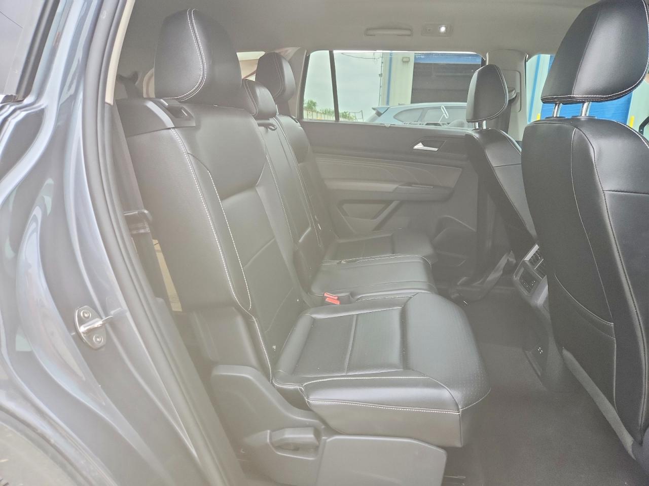 Volkswagen Atlas Se