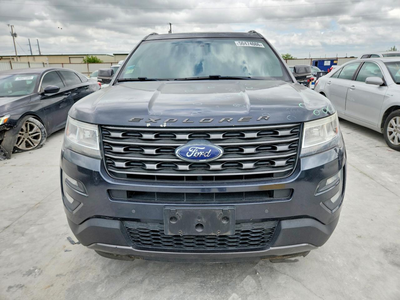 Ford Explorer Xlt