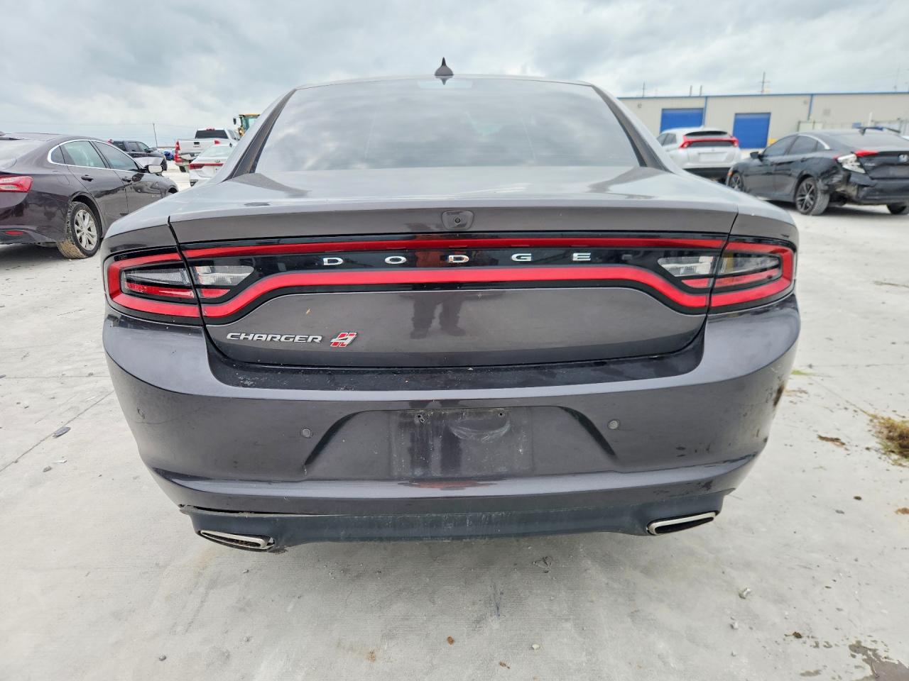 Dodge Charger Sxt