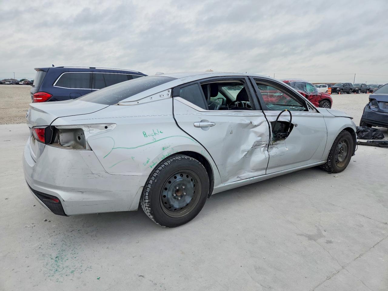 Nissan Altima S