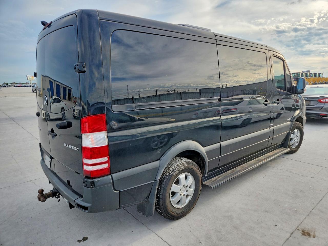 Mercedes-Benz Sprinter 2500