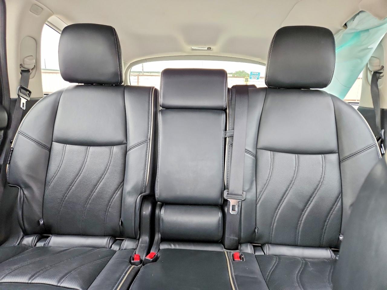 INFINITI Qx Luxe