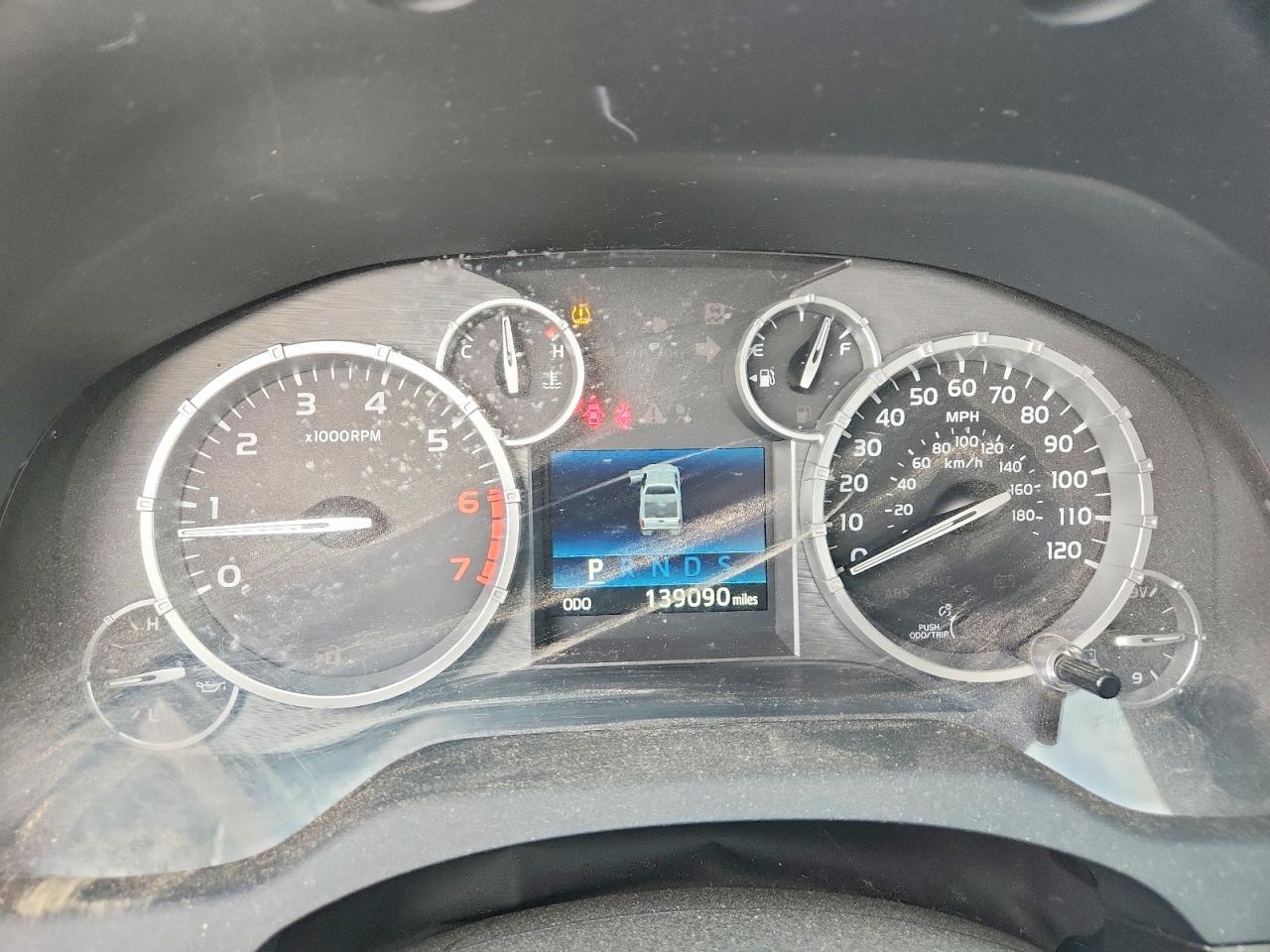 Toyota Tundra Crewmax Sr5