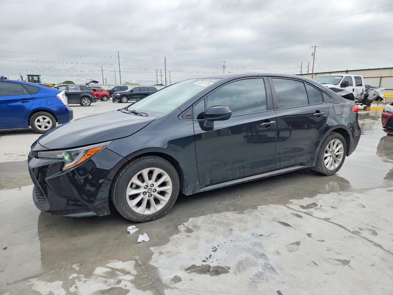 Salvage Toyota Corolla Image