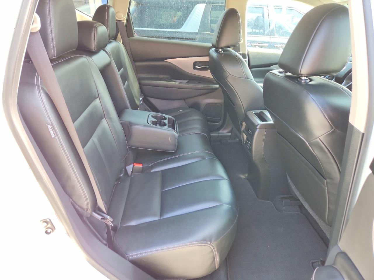 Nissan Murano Sv