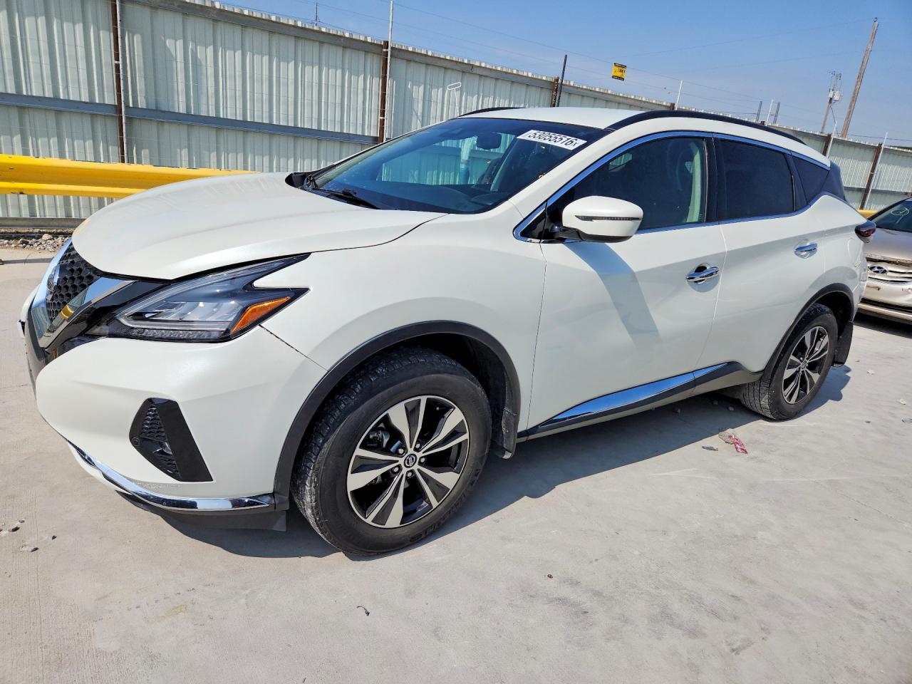 Salvage Nissan Murano Image