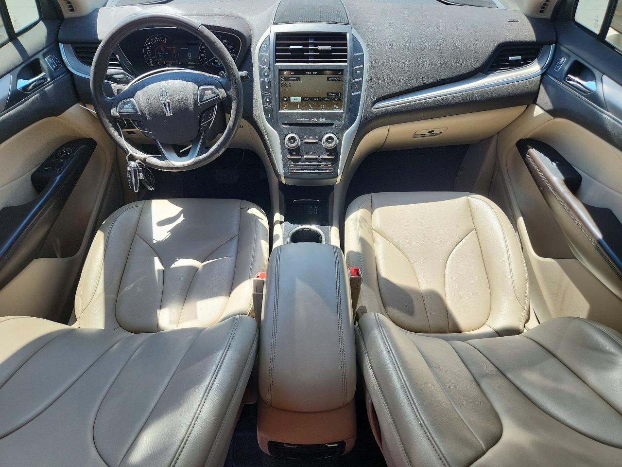 Lincoln MKZ Premiere