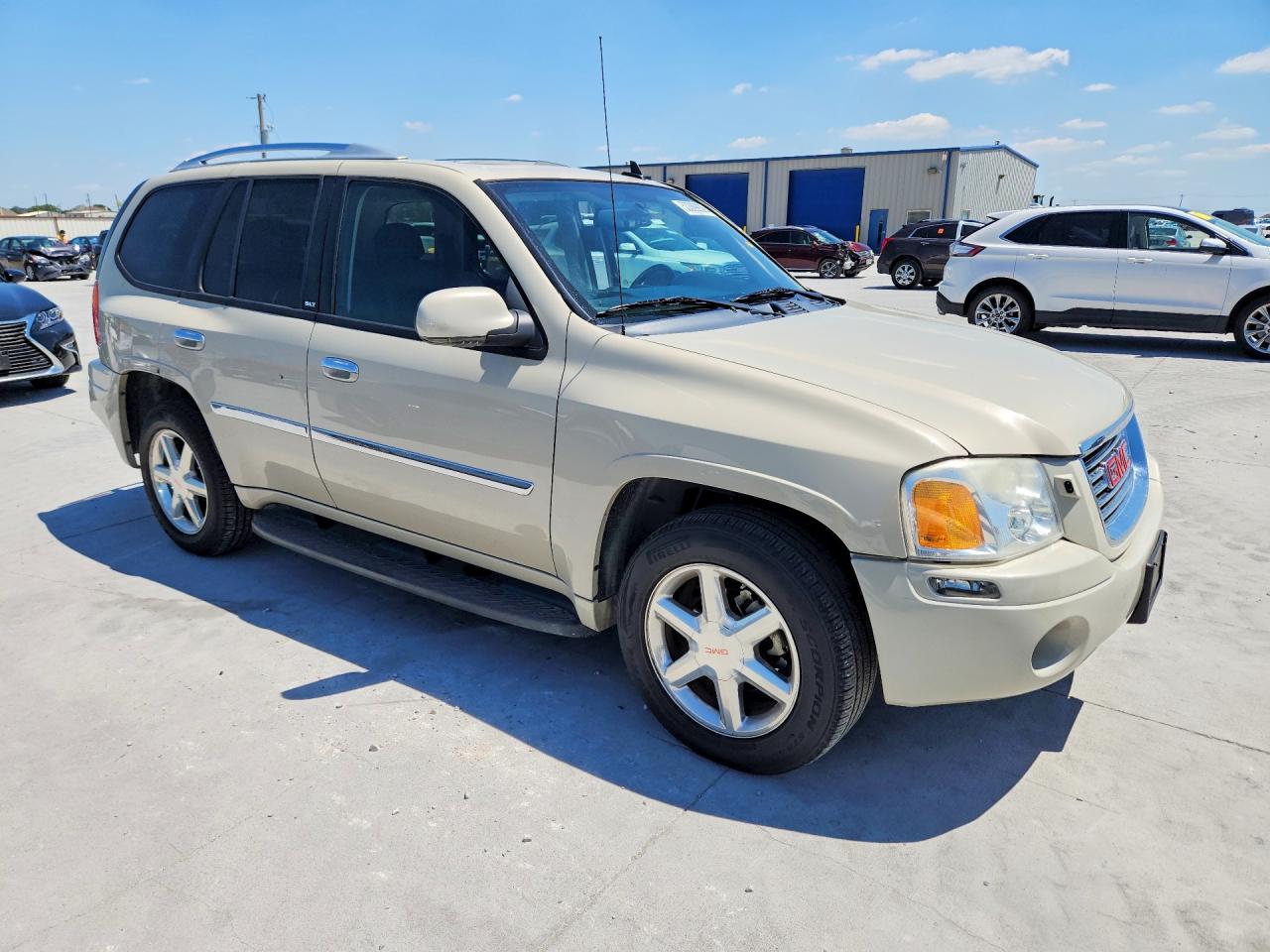 GMC Envoy Slt