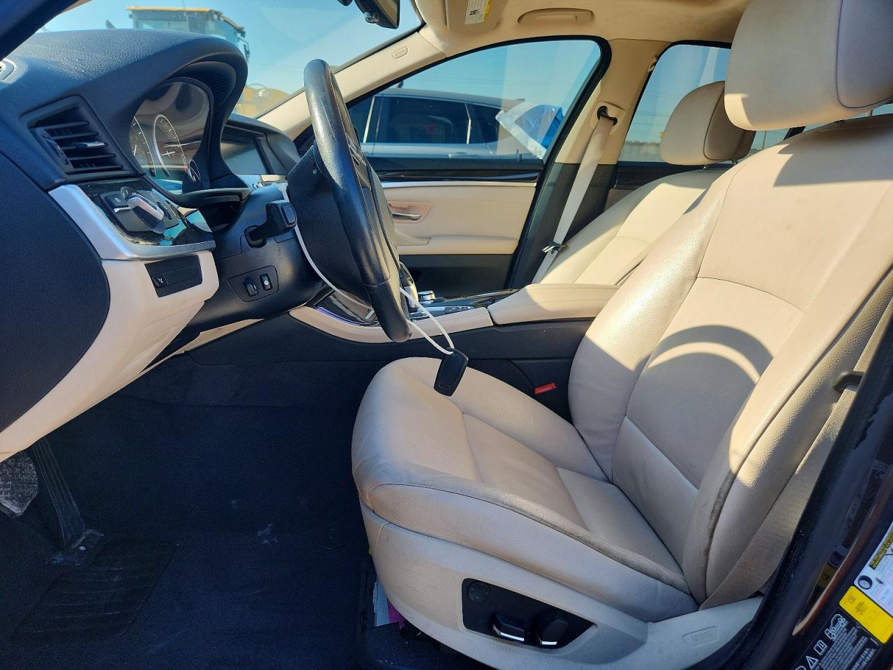 BMW 5 Series Xi