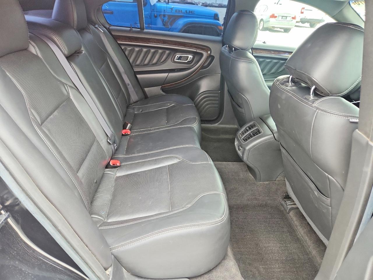 Ford Taurus Limited