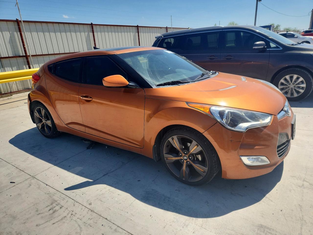 Hyundai VELOSTER