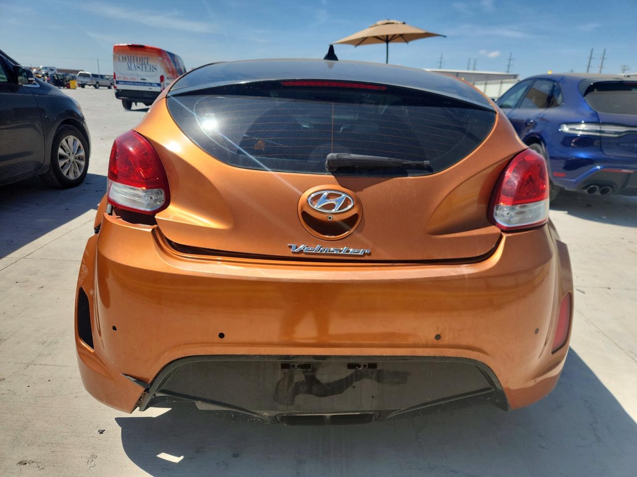 Hyundai VELOSTER