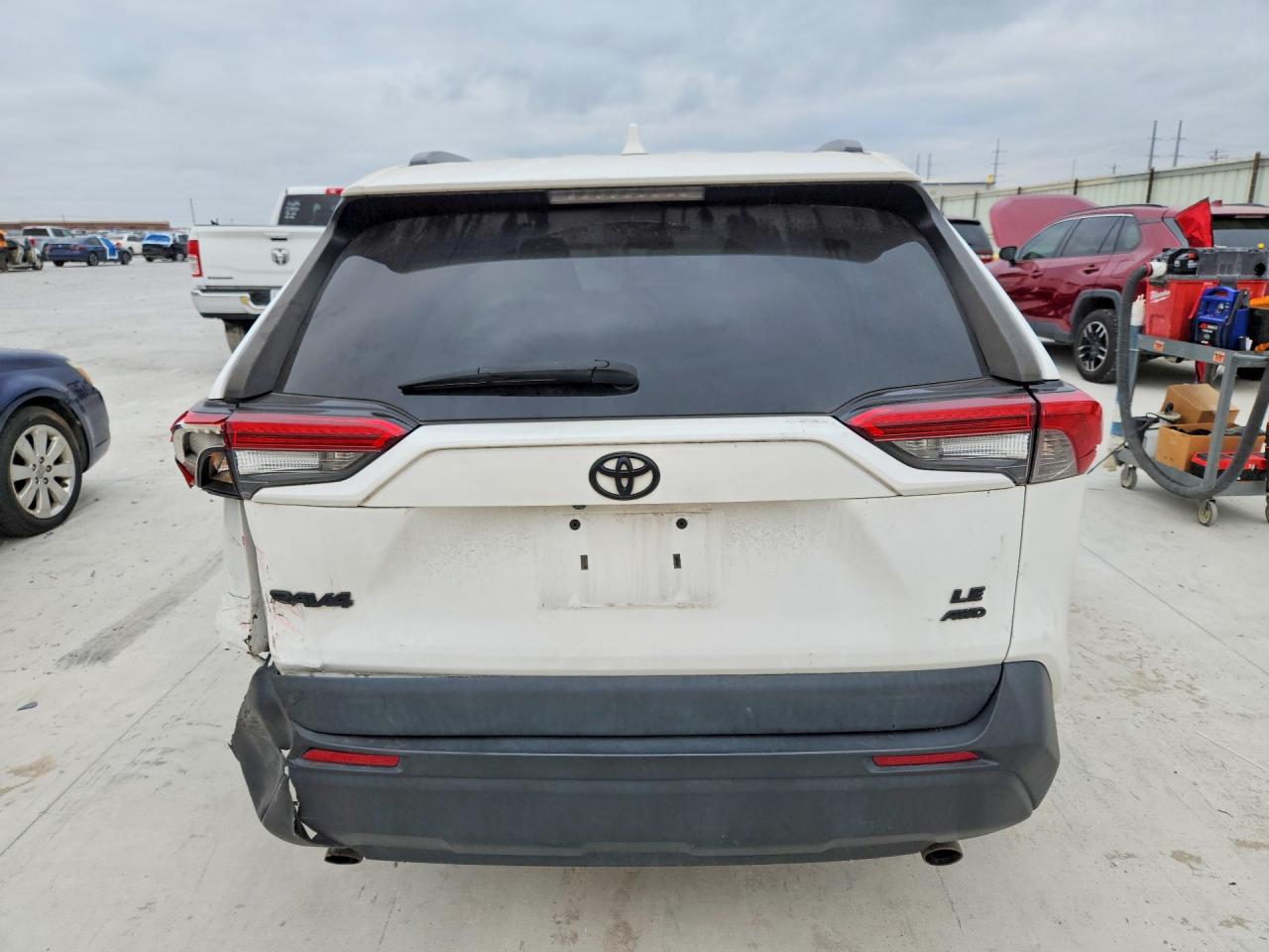 Toyota RAV4 Le