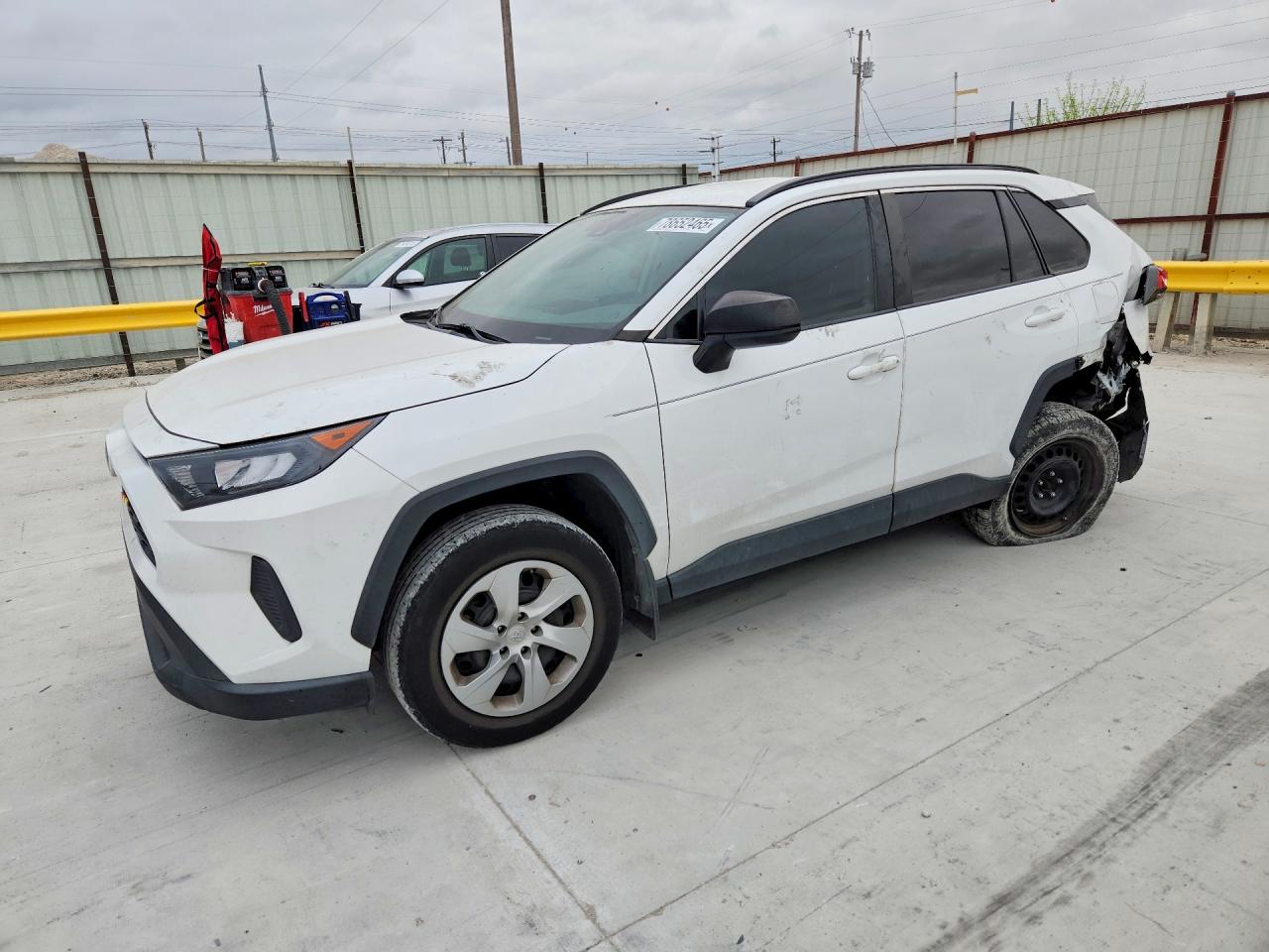 Salvage Toyota RAV4 Image