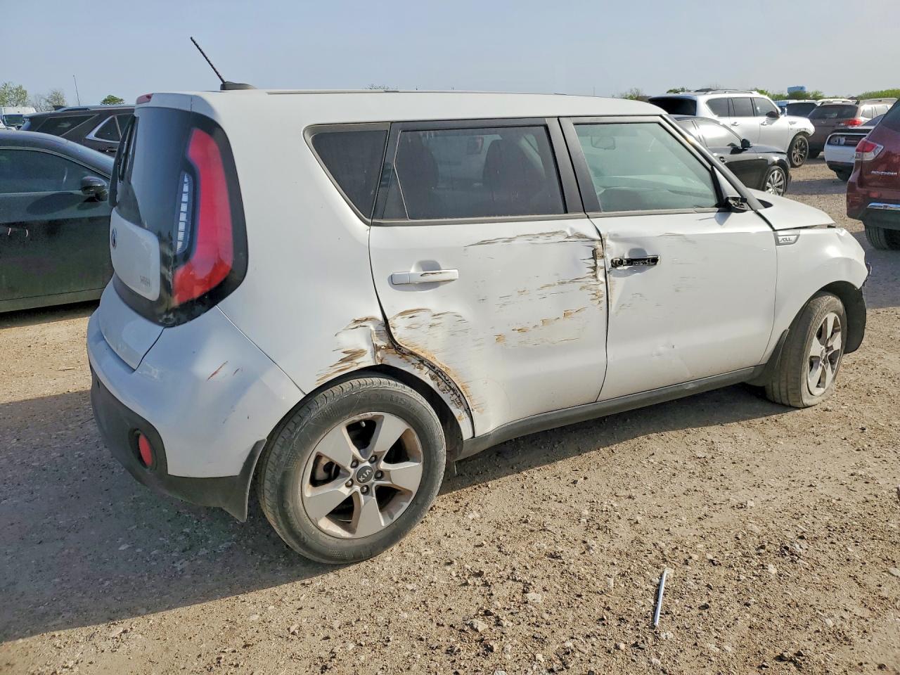 Kia Soul Base