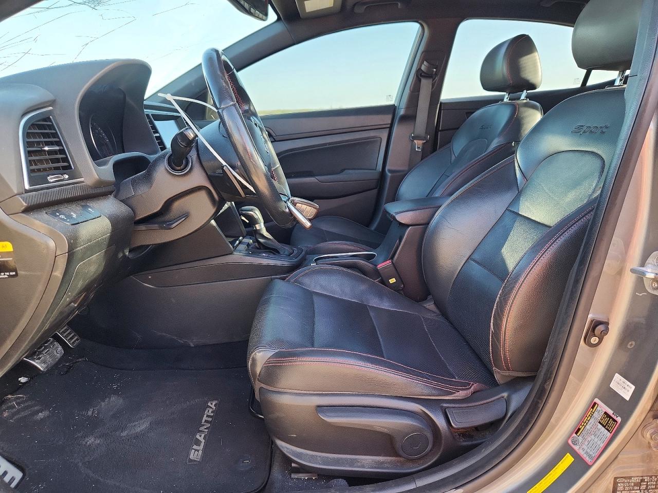 Hyundai ELANTRA Sport