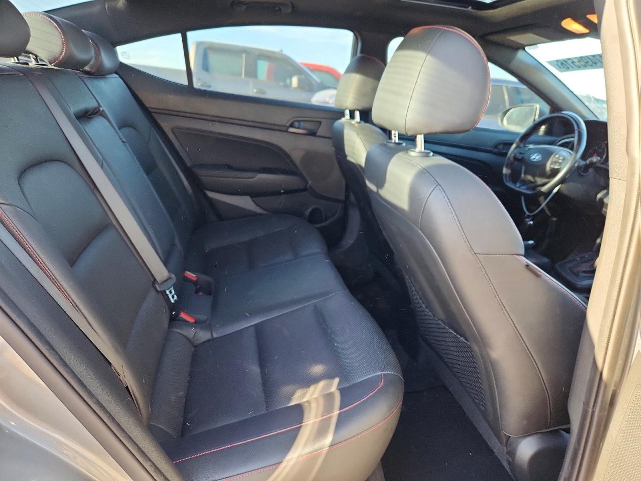 Hyundai ELANTRA Sport