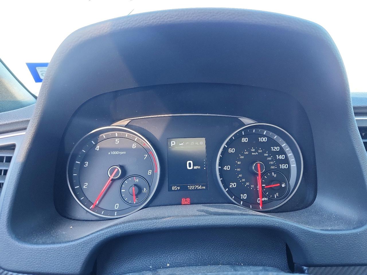 Hyundai ELANTRA Sport