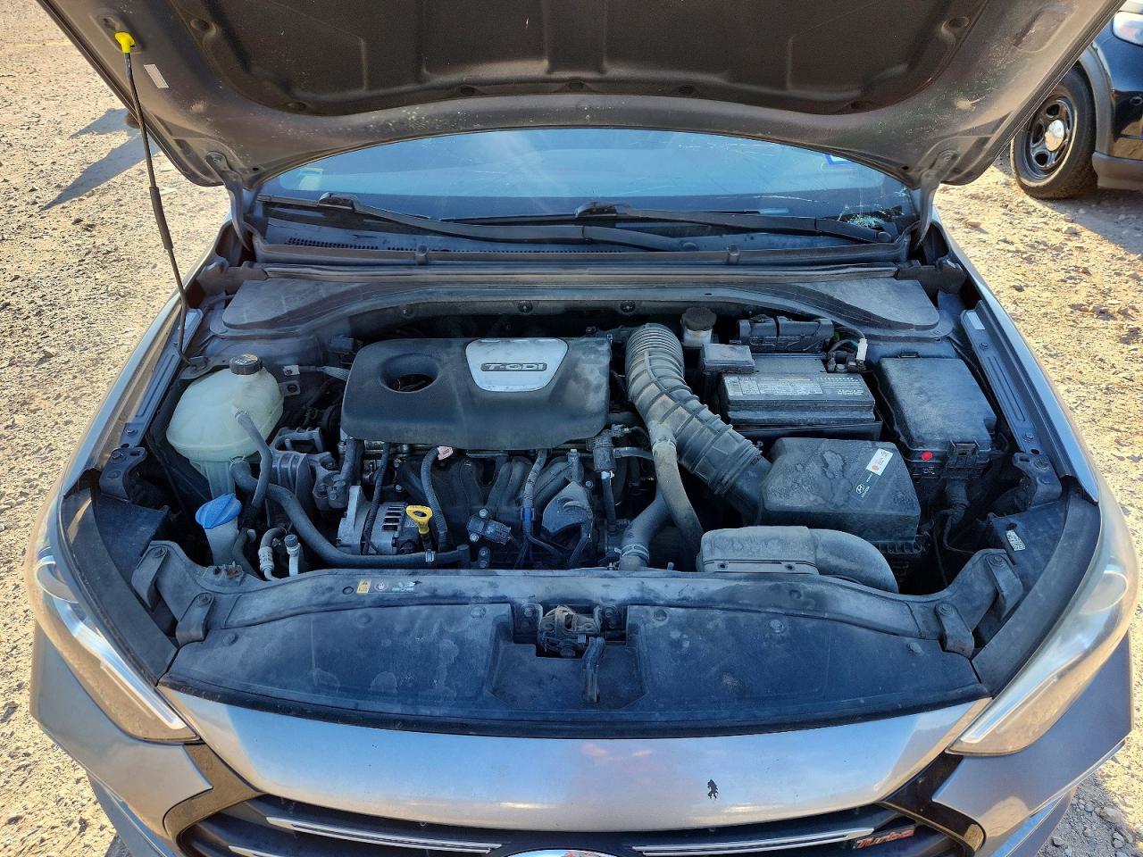 Hyundai ELANTRA Sport