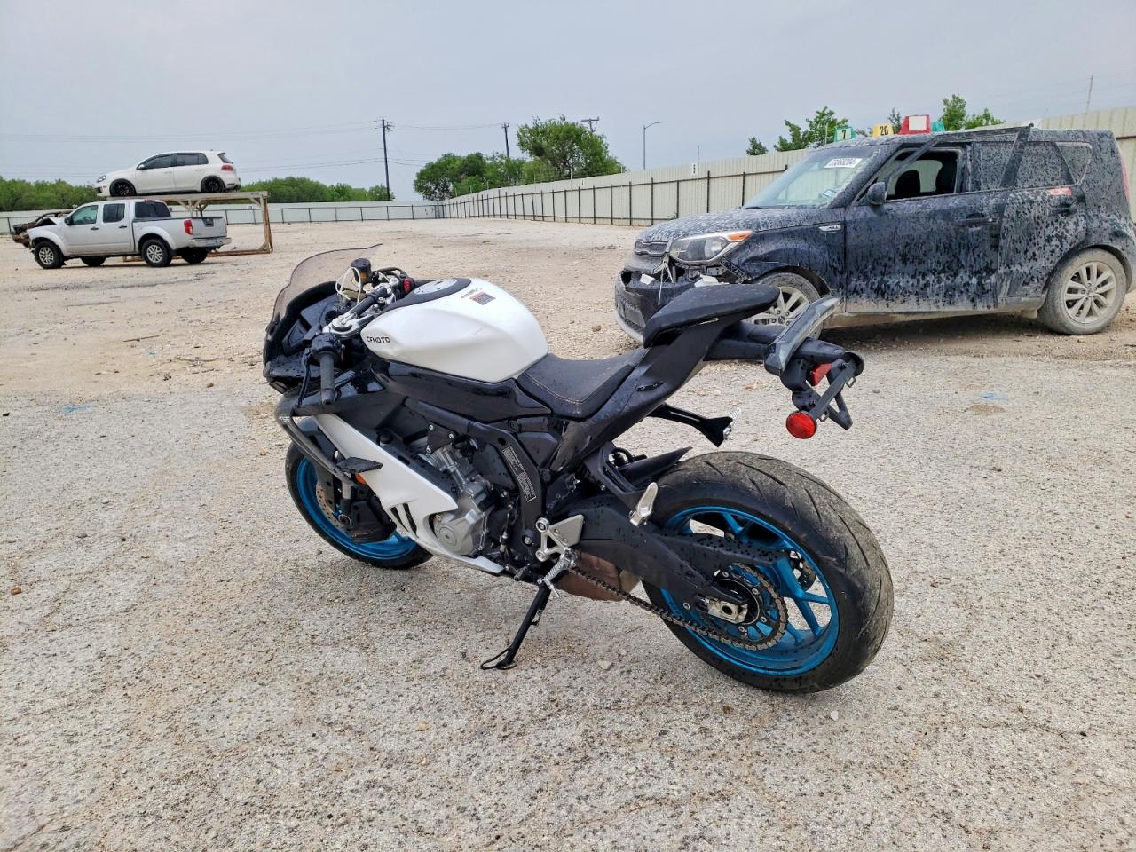 Cf Moto 675ss