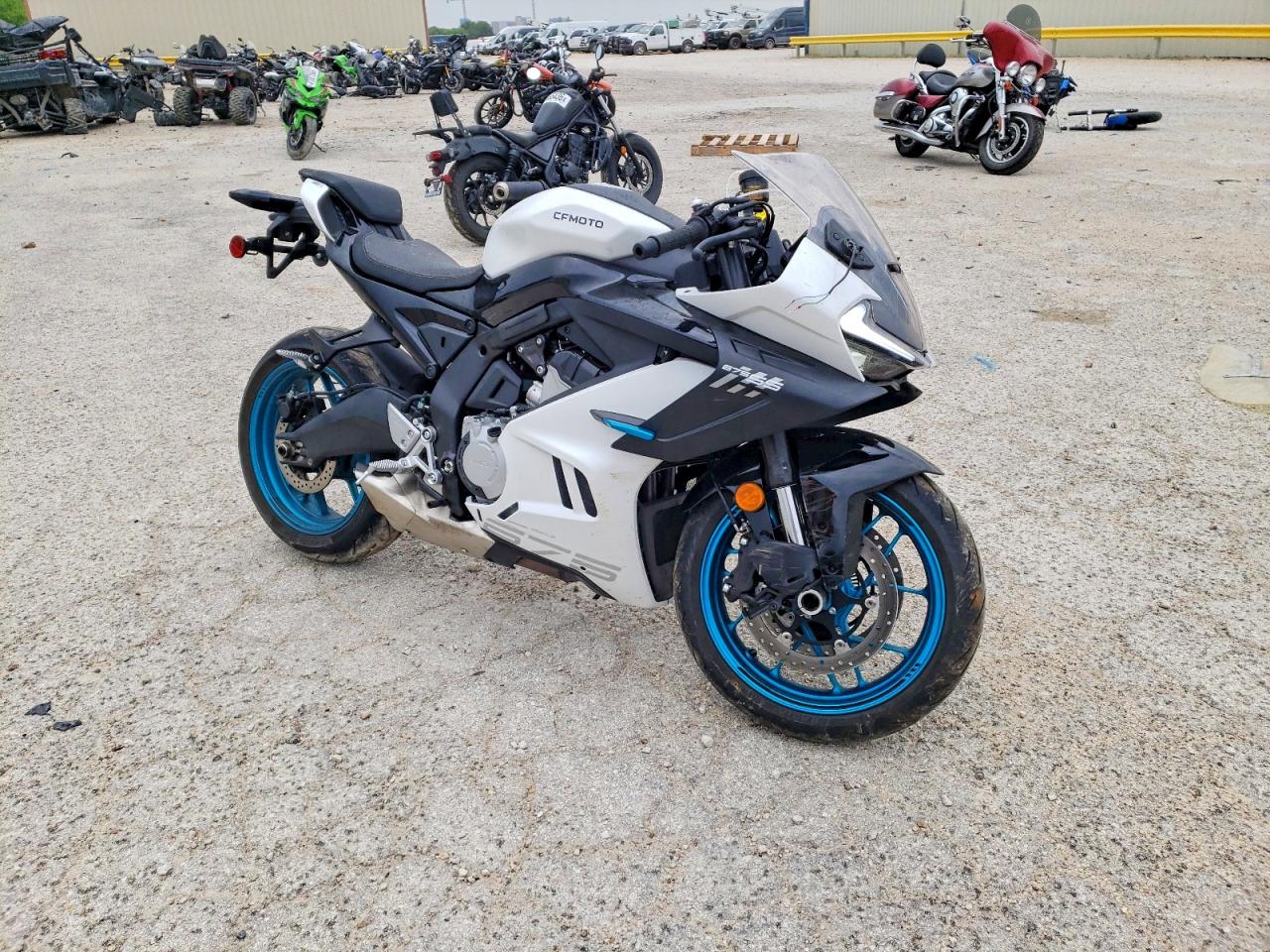 Salvage Cf Moto 675ss Image