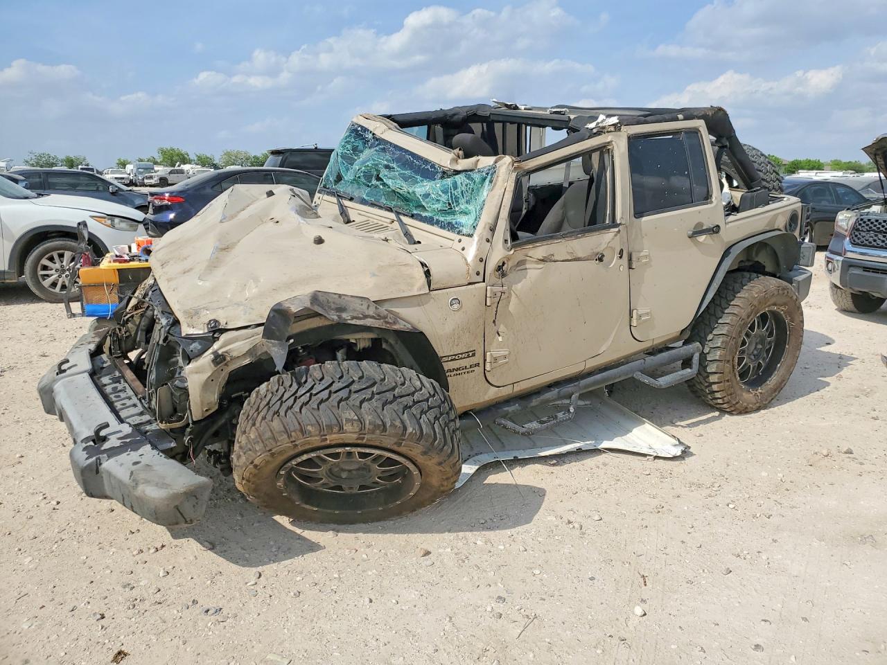 Salvage Jeep Wrangler Image