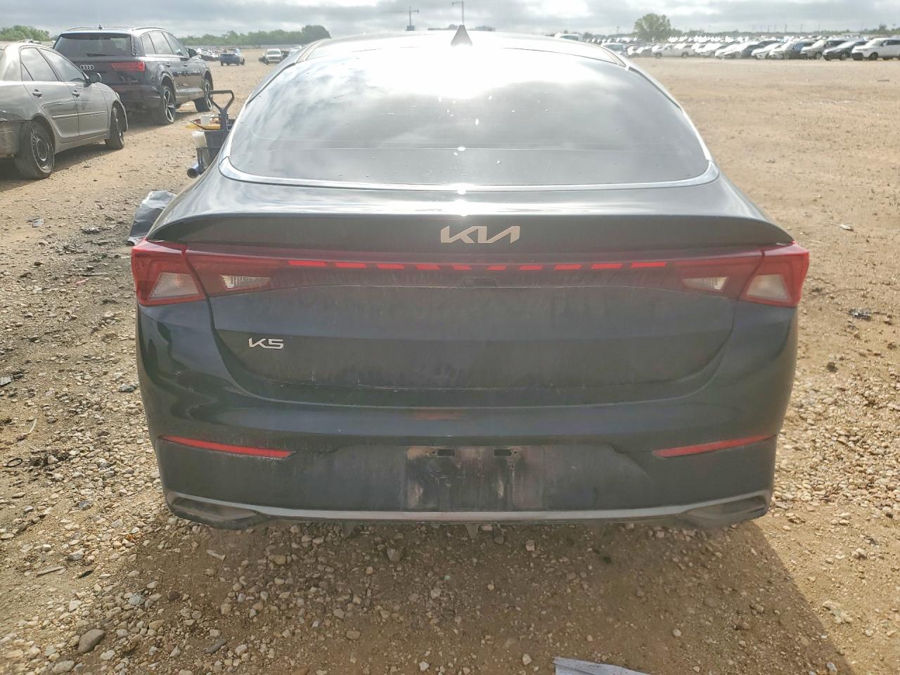 Kia K5 Lxs