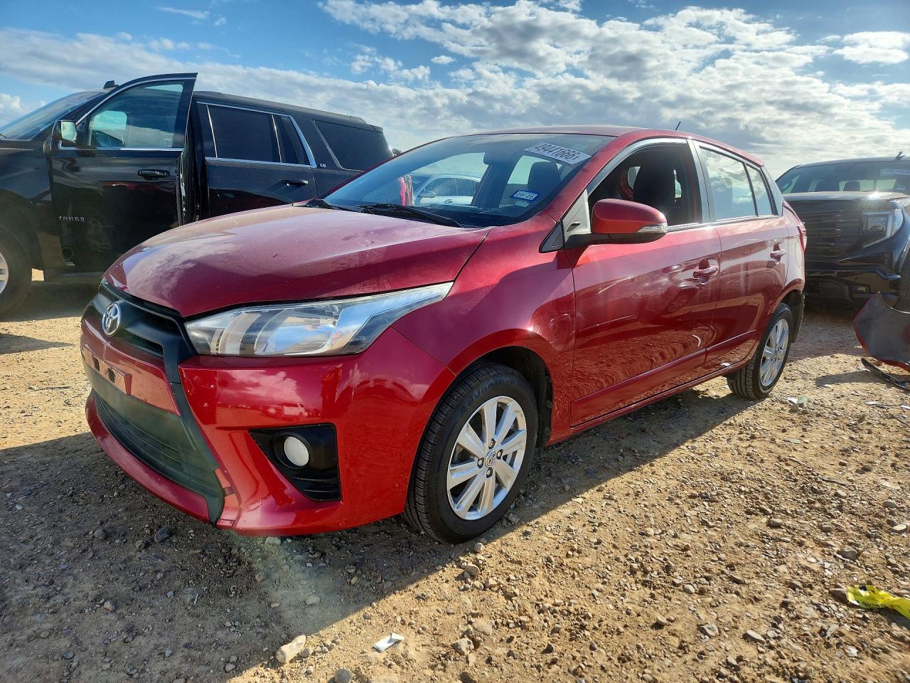 Salvage Toyota Yaris Image
