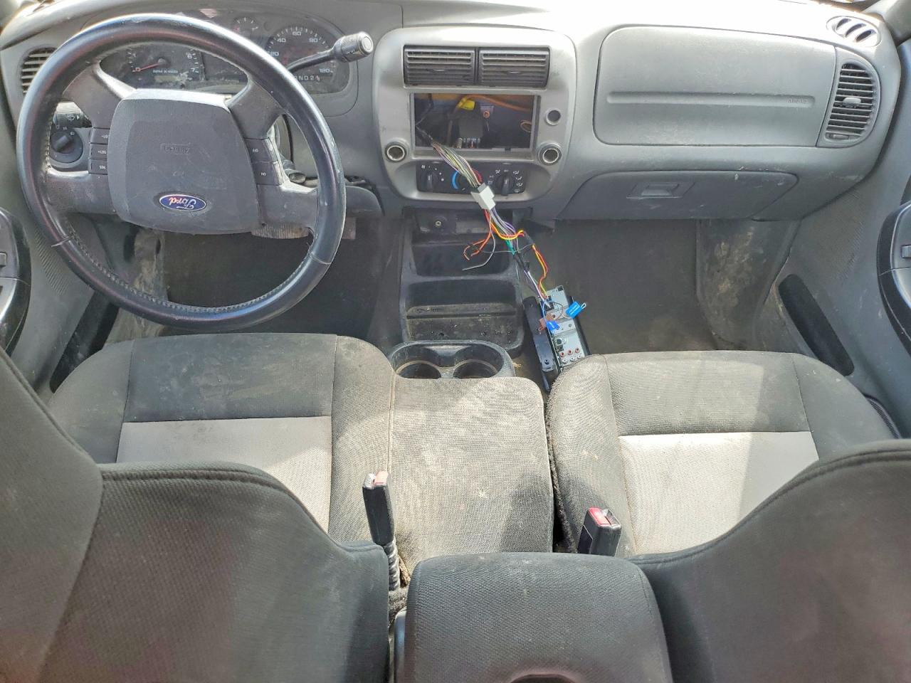 Ford Ranger Super Cab