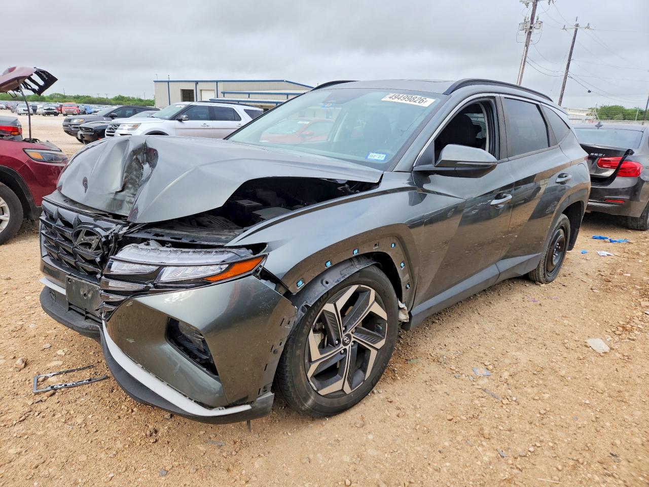 Salvage Hyundai TUCSON Image