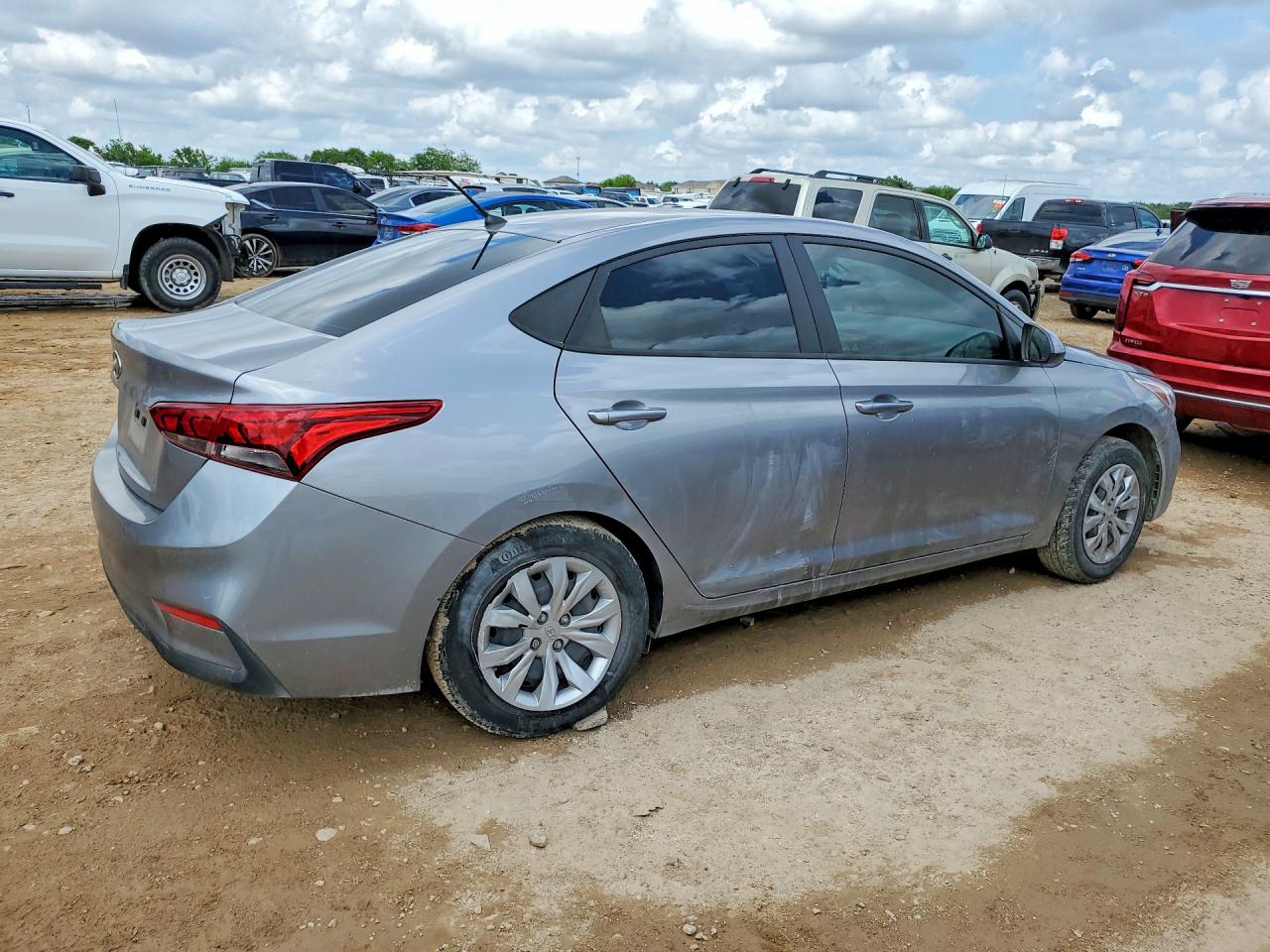 Hyundai ACCENT Se