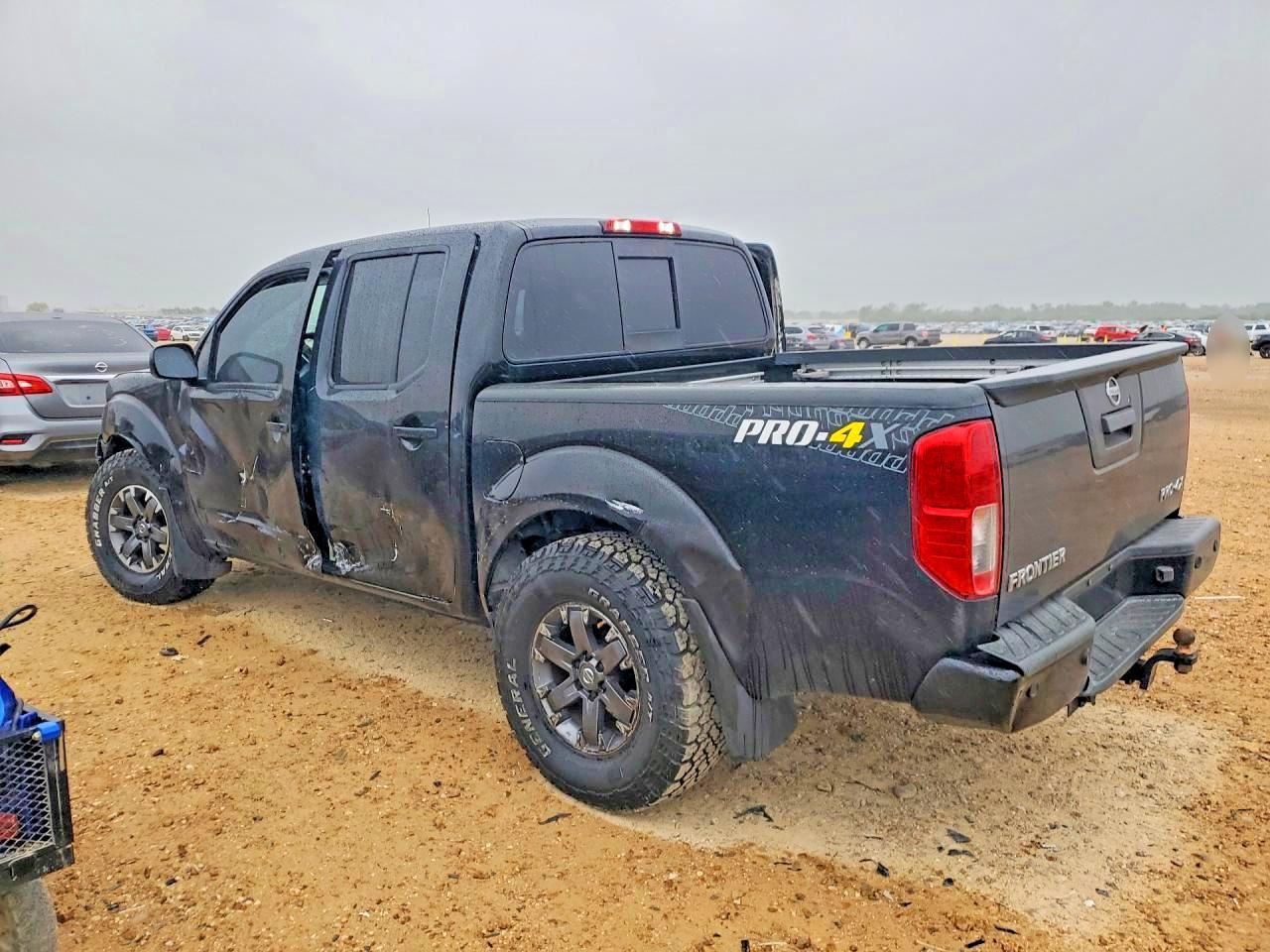 Nissan Frontier Pro-4x