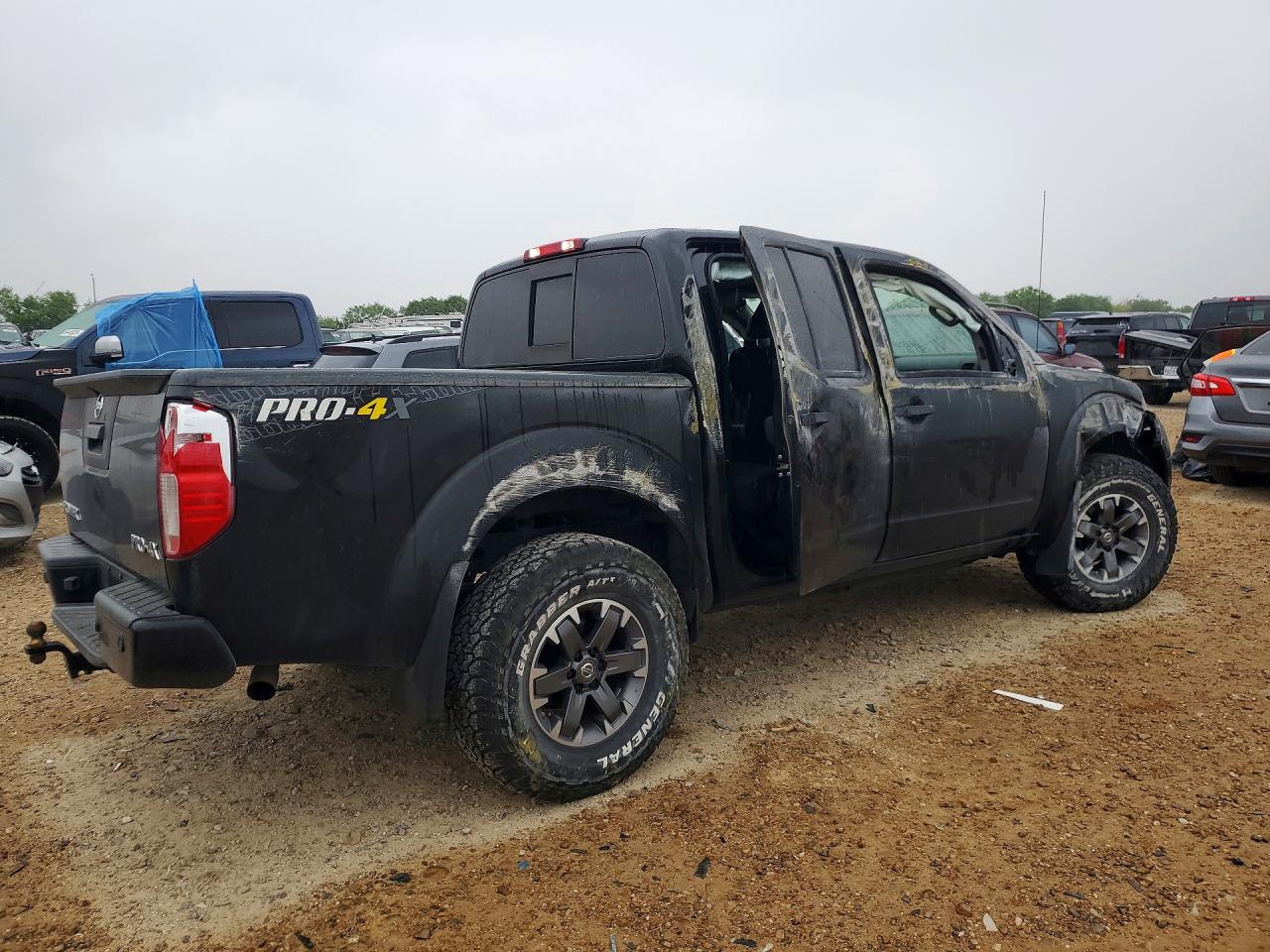 Nissan Frontier Pro-4x