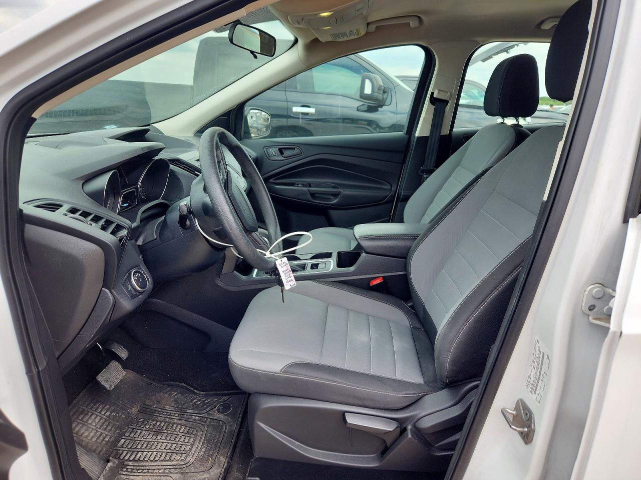 Ford Escape S