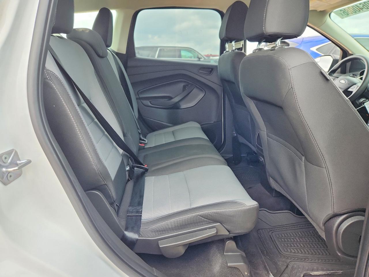Ford Escape S