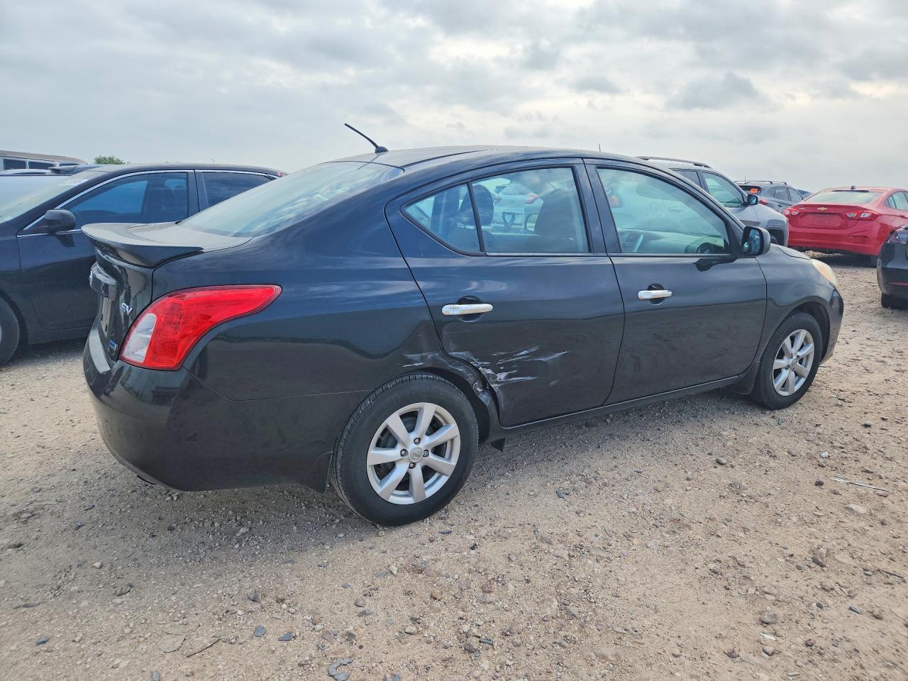 Nissan Versa 1.6 Sv