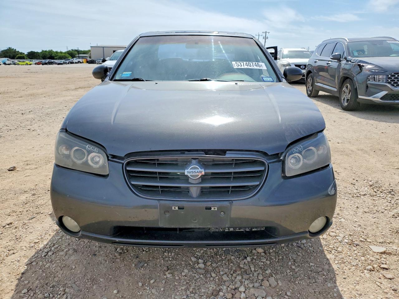 Nissan Maxima Gxe