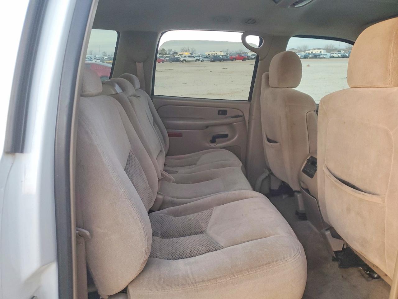 Chevrolet Suburban C1500