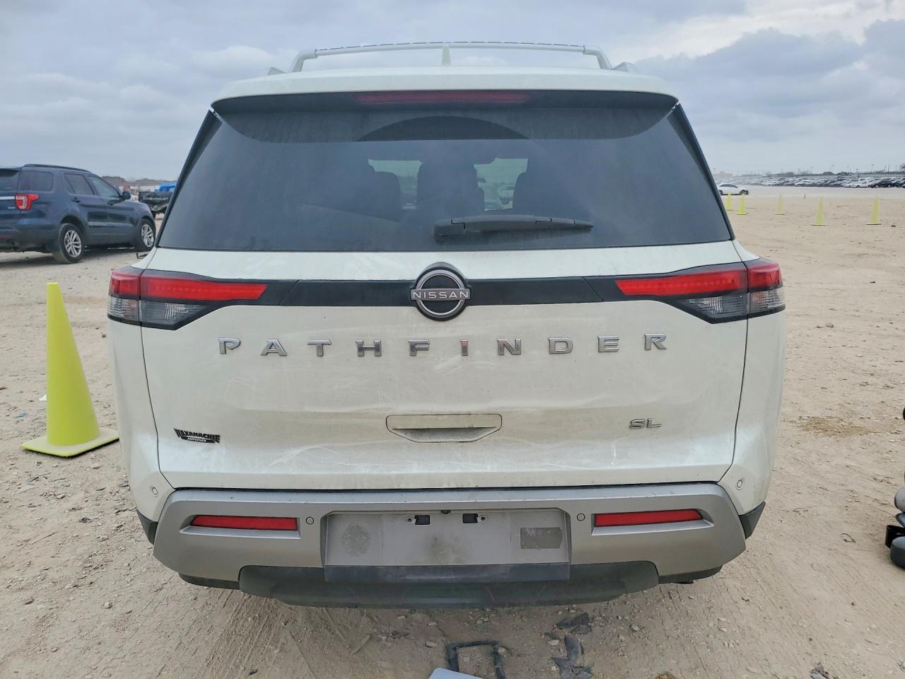 Nissan Pathfinder Sl