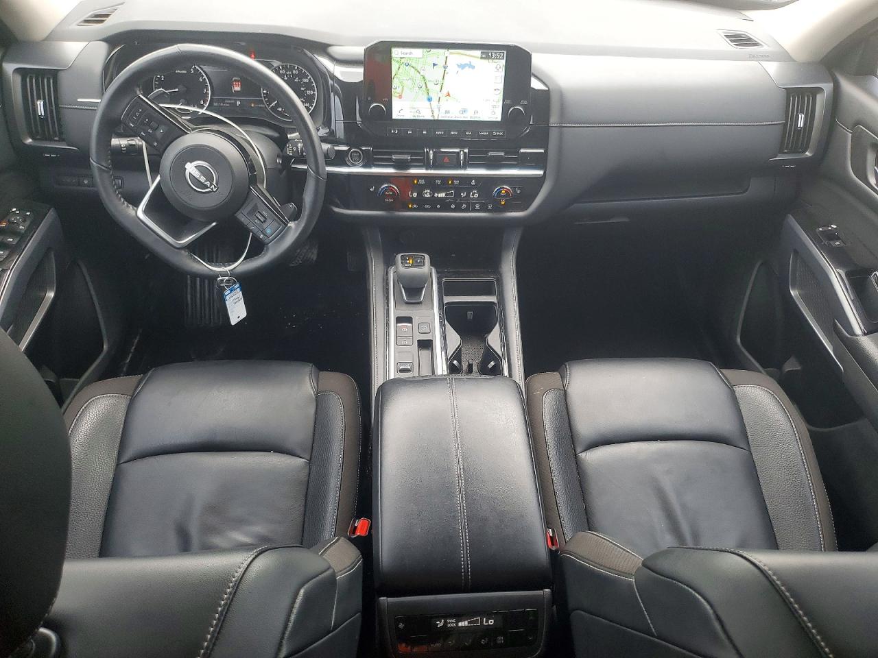 Nissan Pathfinder Sl